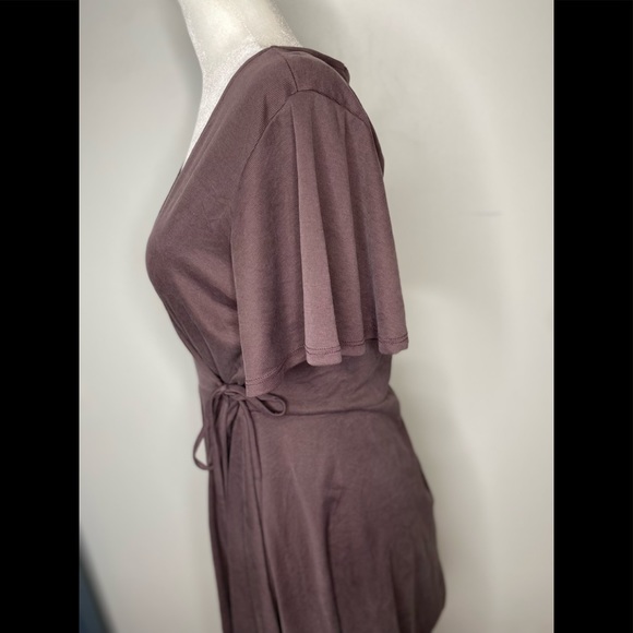 Mod Ref Short Sleeve Wrap Dress Size Large - Picture 7 of 9